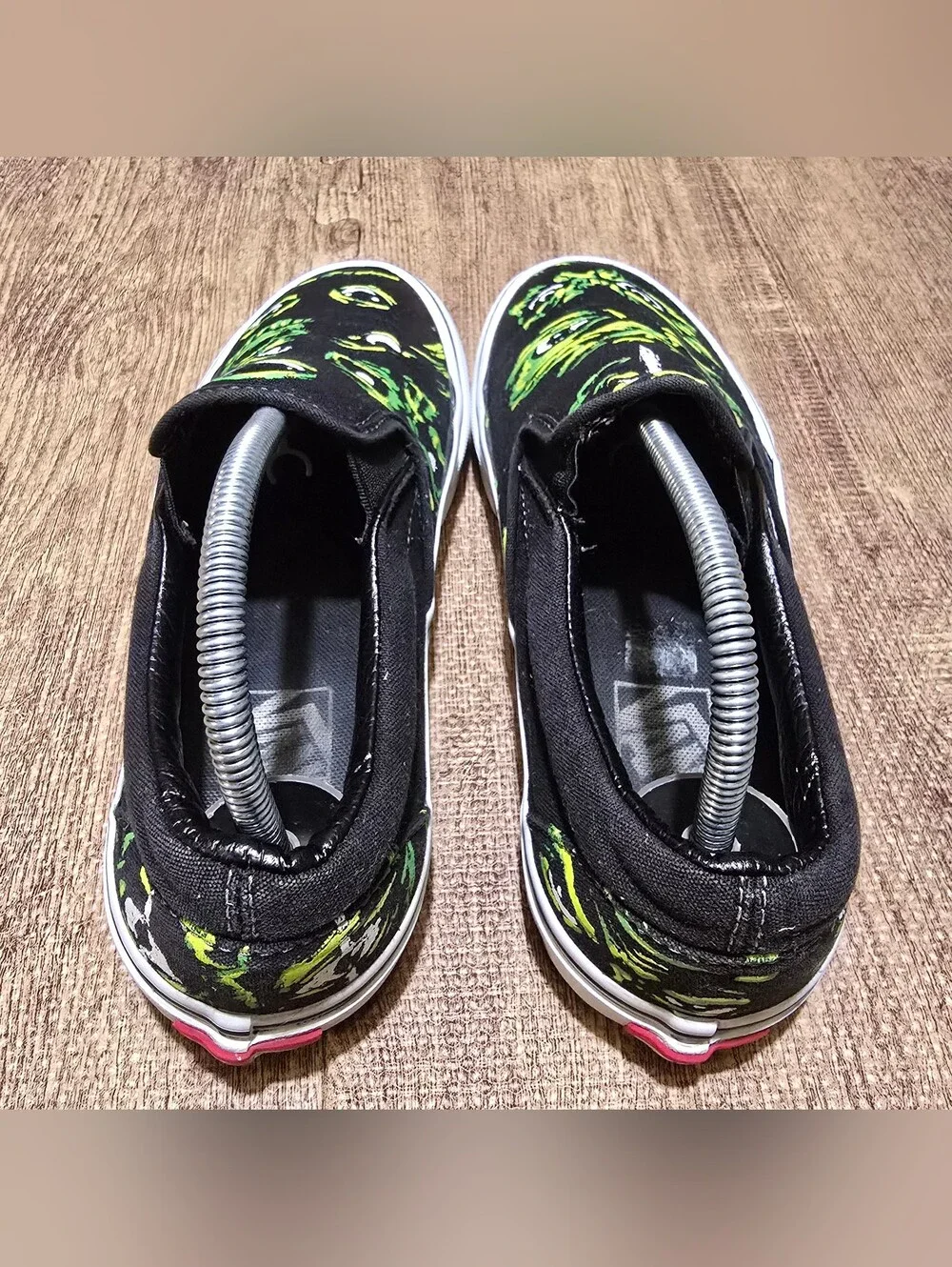 Vans Classic Slip-On Eyes In The Dark with Awesome Glow In The Dark Effect Unise
